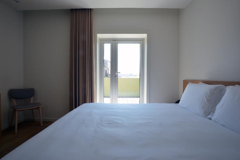 Spot Family Apartments Порту Екстер'єр фото