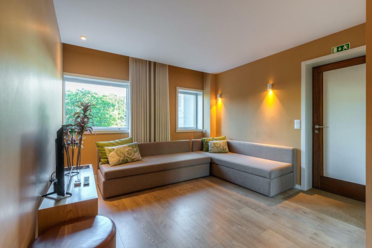 Spot Family Apartments Порту Екстер'єр фото